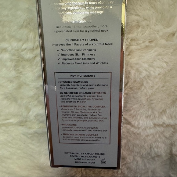 KAPLAN MD Diamond Contour Lifting Rose
Quartz Neck Serum 1.7 oz. Rose Quartz App - Picture 7 of 9
